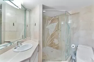 16711 Collins Ave, Sunny Isles Beach, FL 33160 - Photo 23