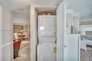 6767 Collins, Miami Beach, FL 33141 - Photo 5