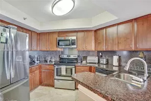 6767 Collins, Miami Beach, FL 33141 - Photo 3