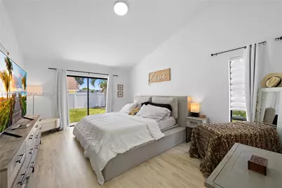 8311 NW 51st Ct, Lauderhill, FL 33351 - Photo 15