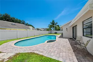 8311 NW 51st Ct, Lauderhill, FL 33351 - Photo 27