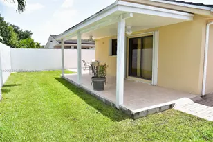 8727 NW 150th Terrace, Miami Lakes, FL 33018 - Photo 19