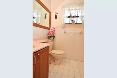 8727 NW 150th Ter, Miami Lakes, FL 33018 - Photo 13