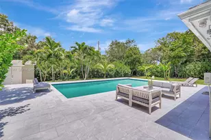1581 NE 131st Rd, North Miami, FL 33161 - Photo 1