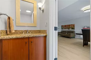 7282 Jacaranda Ln, Miami Lakes, FL 33014 - Photo 37