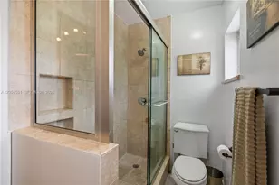 7282 Jacaranda Ln, Miami Lakes, FL 33014 - Photo 35