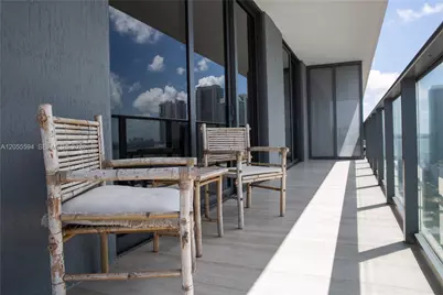 121 NE 34th St #2701, Miami, FL 33137 - Photo 11