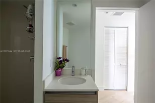121 NE 34th St, Miami, FL 33137 - Photo 31