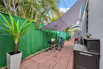 2140 Monroe Ter, Hollywood, FL 33020 - Photo 25