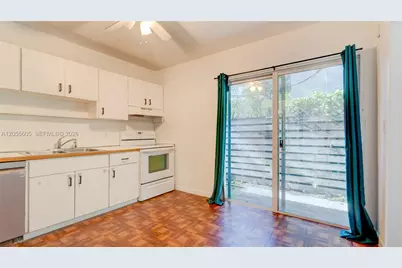 3036 Center St, Miami, FL 33133 - Photo 21