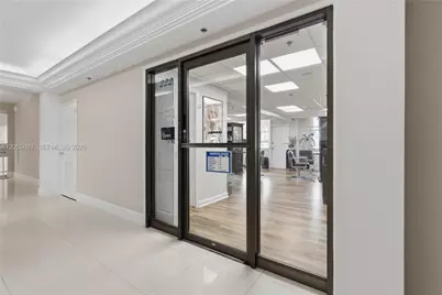 5151 Collins Ave #1027, Miami Beach, FL 33140 - Photo 29