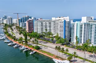 5151 Collins Ave, Miami Beach, FL 33140 - Photo 45