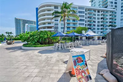 5151 Collins Ave #1027, Miami Beach, FL 33140 - Photo 25