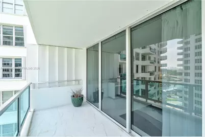 5151 Collins Ave #1027, Miami Beach, FL 33140 - Photo 19