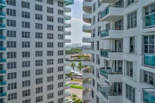 5151 Collins Ave, Miami Beach, FL 33140 - Photo 23
