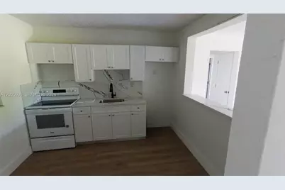 2660 Palm Ave #1, Hialeah, FL 33010 - Photo 1