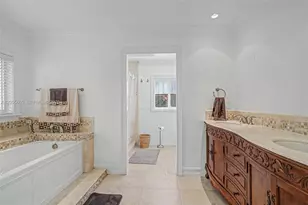 11633 SW 102nd Ct, Miami, FL 33176 - Photo 17