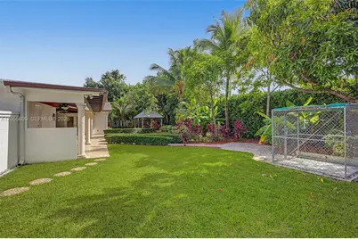 11633 SW 102nd Ct, Miami, FL 33176 - Photo 31