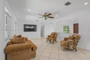 11633 SW 102nd Ct, Miami, FL 33176 - Photo 9