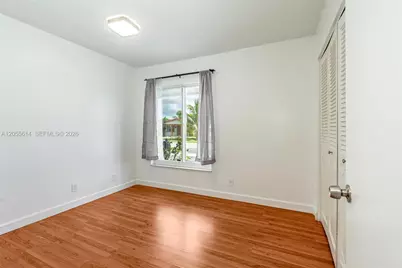 8250 SW 3rd Pl, North Lauderdale, FL 33068 - Photo 15