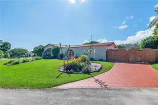 17320 SW 89th Ave, Palmetto Bay, FL 33157 - Photo 3