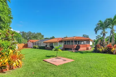 17320 SW 89th Ave, Palmetto Bay, FL 33157 - Photo 9