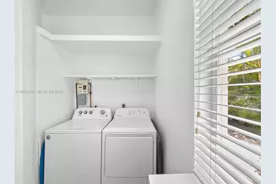840 NE 14th Pl, Fort Lauderdale, FL 33304 - Photo 31