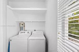 840 NE 14th Pl, Fort Lauderdale, FL 33304 - Photo 31