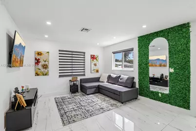 316 N 61st Ave, Hollywood, FL 33024 - Photo 13