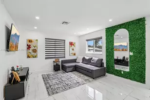 316 N 61st Ave, Hollywood, FL 33024 - Photo 13