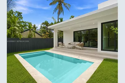 1621 SW 11th Ter, Miami, FL 33135 - Photo 11