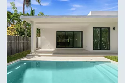 1621 SW 11th Ter, Miami, FL 33135 - Photo 9