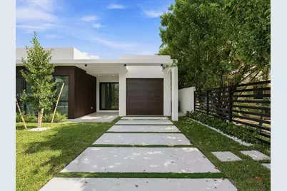 1621 SW 11th Ter, Miami, FL 33135 - Photo 7