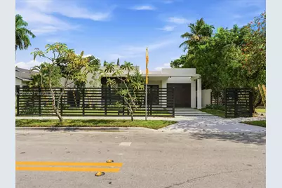 1621 SW 11th Ter, Miami, FL 33135 - Photo 3