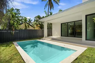 1621 SW 11th Terrace, Miami, FL 33135 - Photo 11