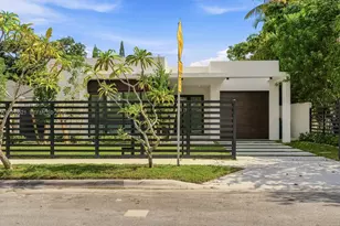 1621 SW 11th Terrace, Miami, FL 33135 - Photo 3