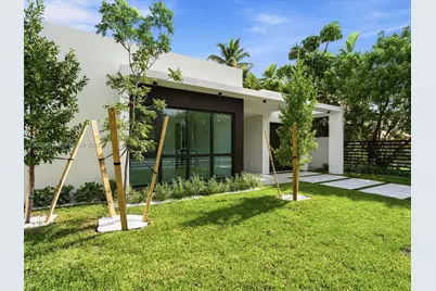 1621 SW 11th Ter, Miami, FL 33135 - Photo 5