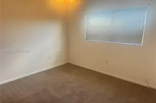 8135 Sunrise Lakes Blvd, Sunrise, FL 33322 - Photo 27