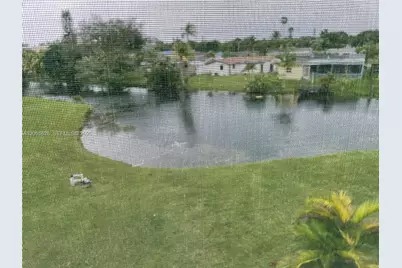 8135 Sunrise Lakes Blvd #309, Sunrise, FL 33322 - Photo 31