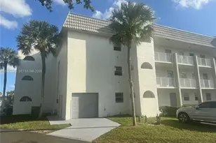 8135 Sunrise Lakes Blvd, Sunrise, FL 33322 - Photo 41