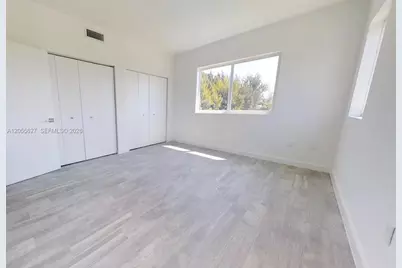 321 S Shore Dr #12, Miami Beach, FL 33141 - Photo 5