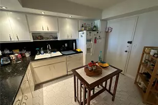1301 NE Miami Gardens Dr, Miami, FL 33179 - Photo 13