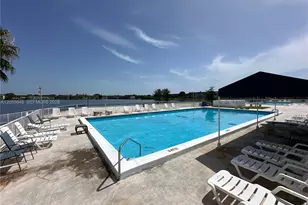 1301 NE Miami Gardens Dr, Miami, FL 33179 - Photo 21
