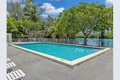 8260 SW 210th St #309, Cutler Bay, FL 33189 - Photo 21