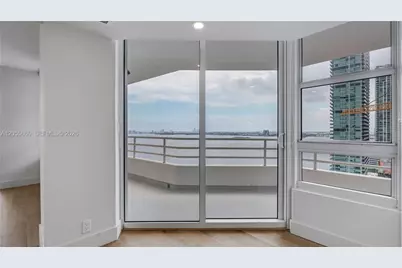 555 NE 34th St #2001, Miami, FL 33137 - Photo 17