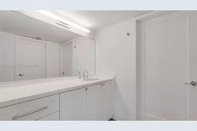 555 NE 34th St #2001, Miami, FL 33137 - Photo 25
