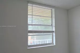 4550 NW 9th St, Miami, FL 33126 - Photo 5