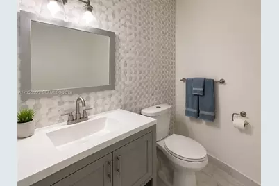 2260 NE 67th St #1705, Fort Lauderdale, FL 33308 - Photo 7