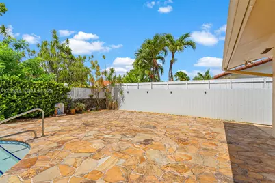 13390 SW 1st St, Miami, FL 33184 - Photo 43