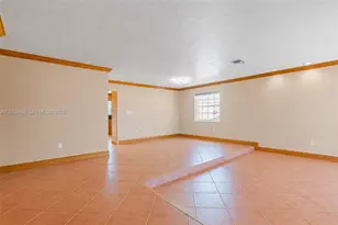 13390 SW 1st St, Miami, FL 33184 - Photo 5